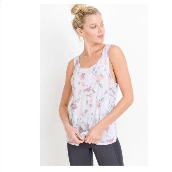 Last 1! Mono B Floral Tie Back Tank - Picture 5 of 7